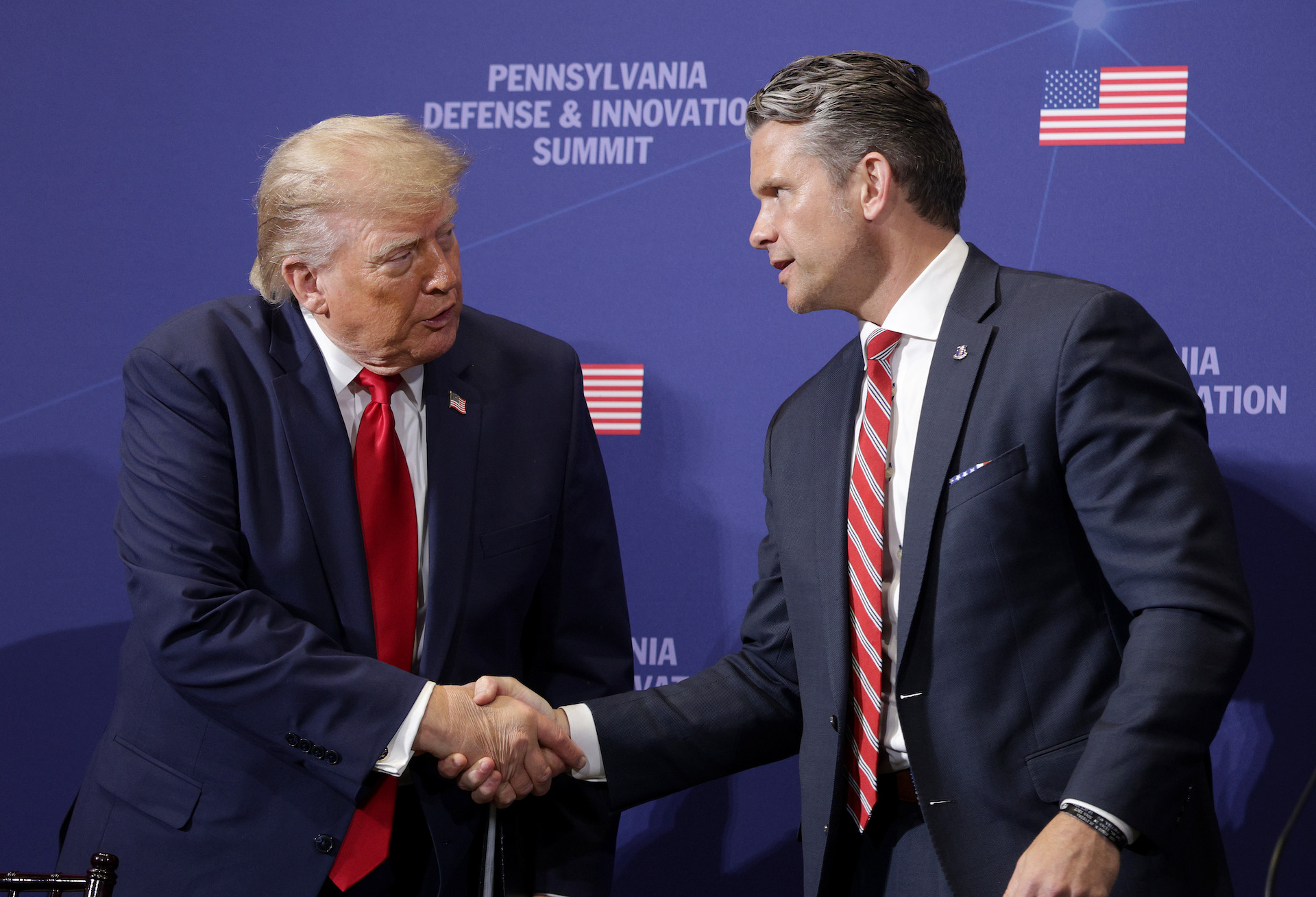 AI supply chain mapping - Trump’s Executive Order: AI to Map Defense Supply Chain Risks